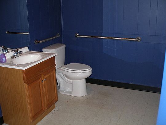 4th image of 1111 N Main Ave