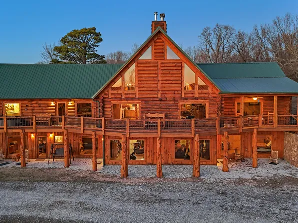 1709 Star Hollow Road, Washburn, MO 65772