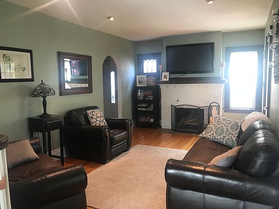 4th image of 143 Niven St