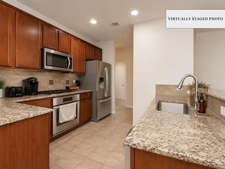4193 Fairmeadow Dr — Photo 8
