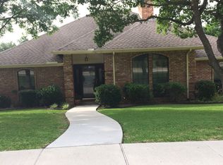 1018 Seminary Rdg, Garland, TX 75043