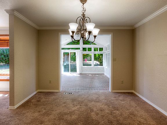 4th image of 12110 158th Street Ct E