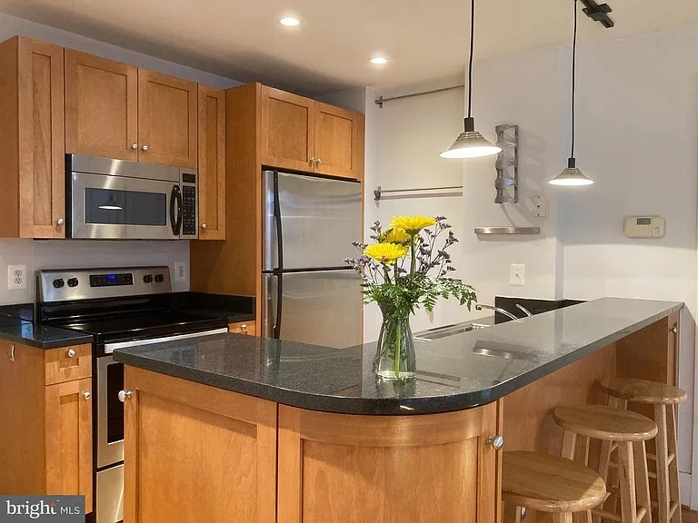1440 Church St NW #305 — Photo 7