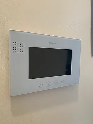 Rented by H L Dynasty Real Estate Corp | media 30