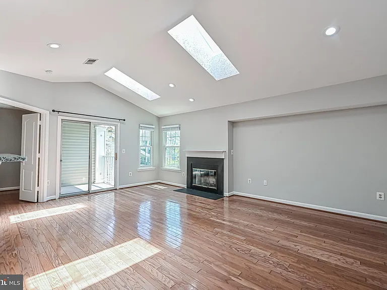 5601 Willoughby Newton Dr #36 — Photo 11