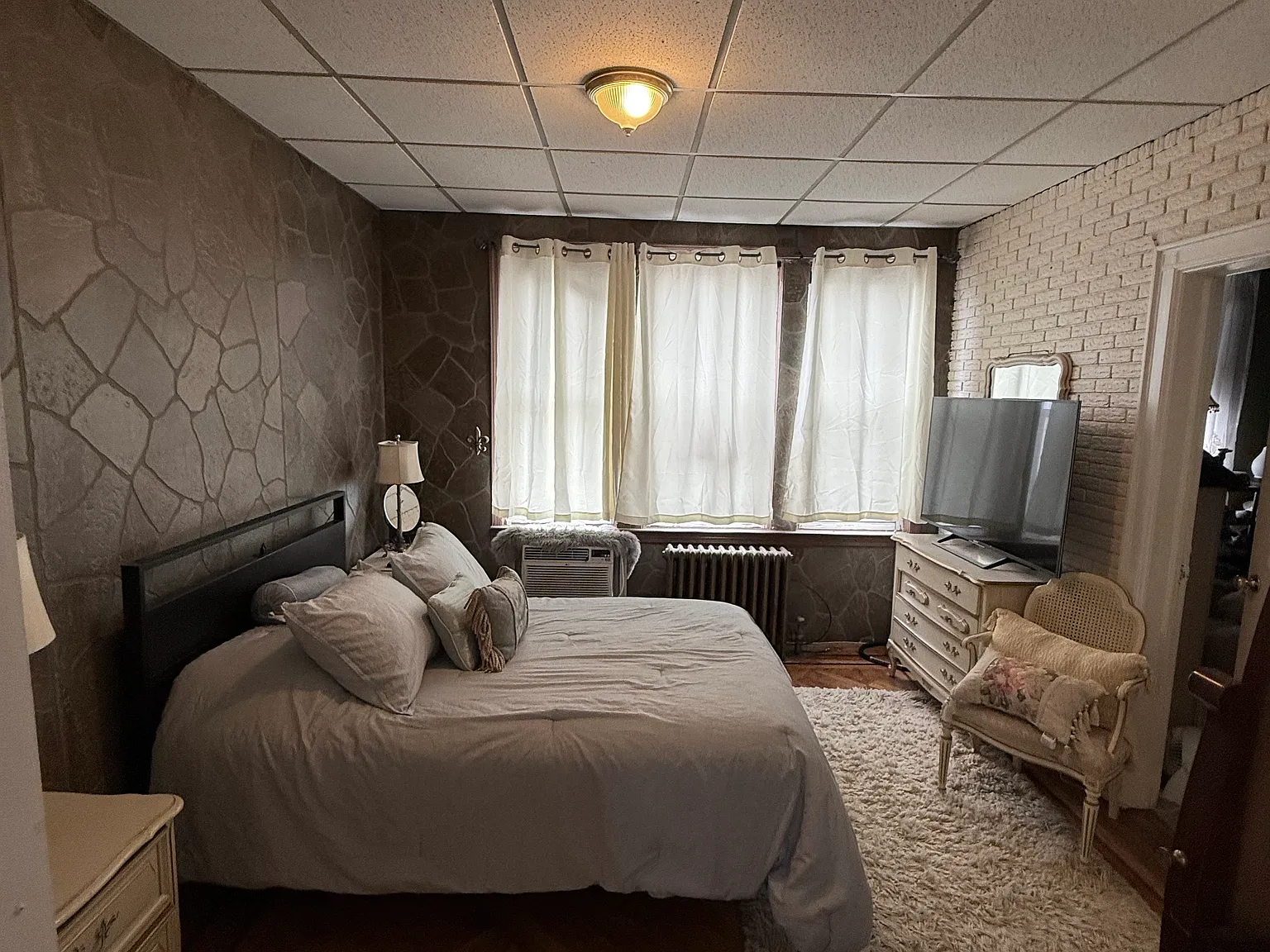 2 bed, $2,175 — Photo 3