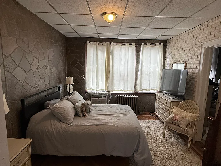 254 Terrace Ave #2 — Photo 6