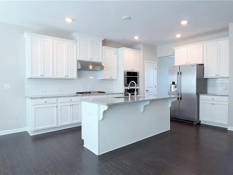271 Northaven Ave — Photo 6