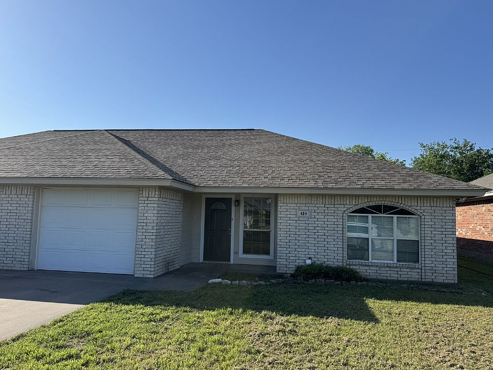 1st image of 410 Wedgewood Dr