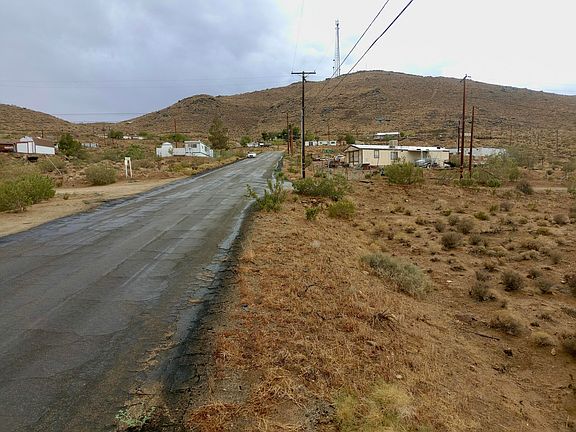 2nd image of Mountain Wells & The Rand