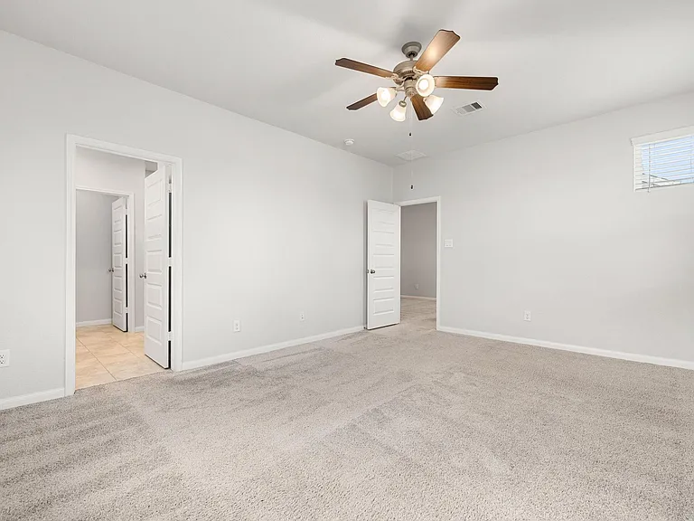9914 Brickhouse Dr — Photo 25