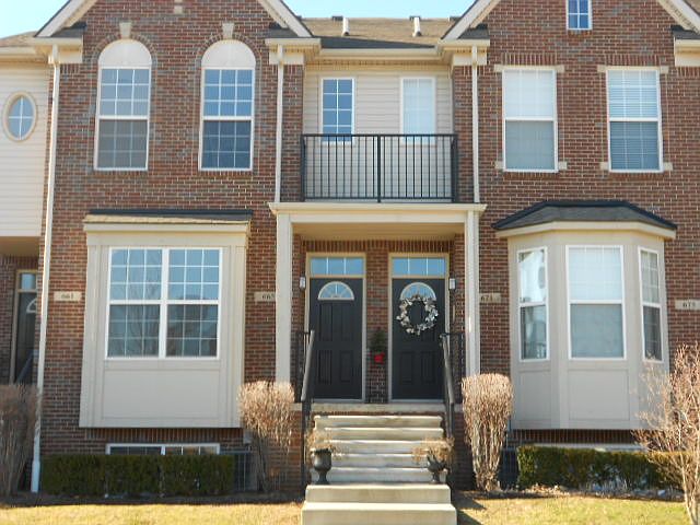 1st image of 665 Summerfield Dr Unit 211