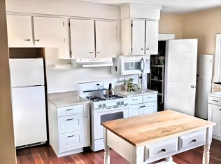 20 Main St #2, Somerville, MA 02145