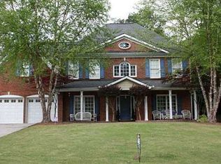 958 Hawk Creek Trl, Lawrenceville, GA 30043