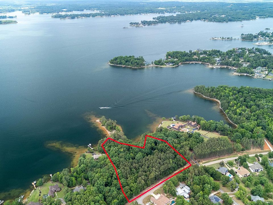 1st image of 630 River Rd
