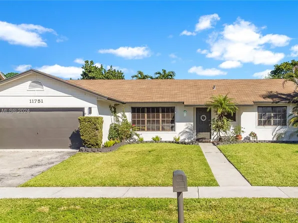 11751 SW 52nd Ct, Cooper City, FL 33330