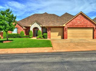 16508 Village Garden Dr, Edmond, OK 73012
