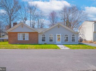 5984 2nd St, Deale, MD 20751