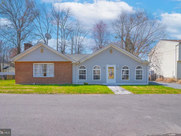 5984 2nd St, Deale, MD 20751