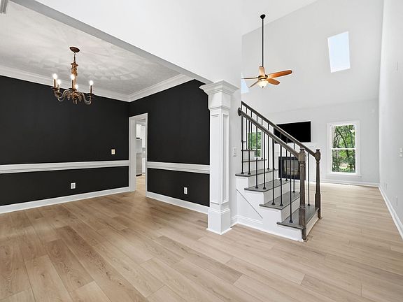 5th image of 155 Georgetown Woods Dr