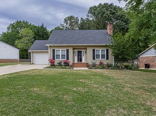 209 Manassas Dr, Simpsonville, SC 29681