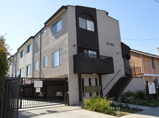 6709 Woodley Ave, Van Nuys, CA 91406
