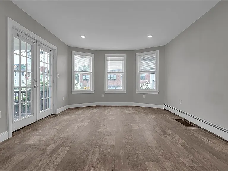 71 Cypress St #1 — Photo 1