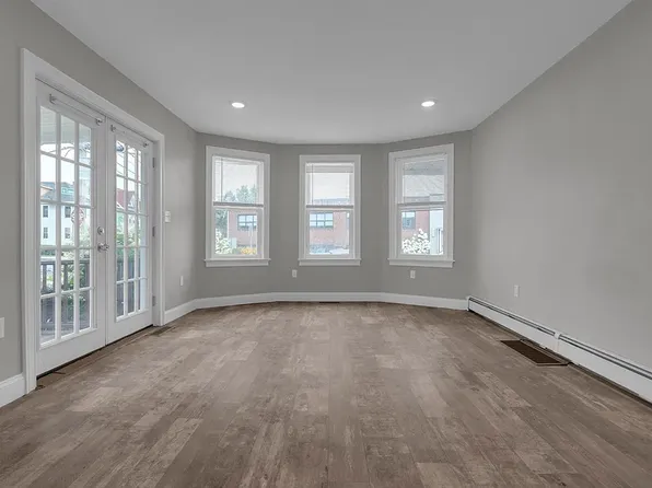 71 Cypress St #1, Watertown, MA 02472