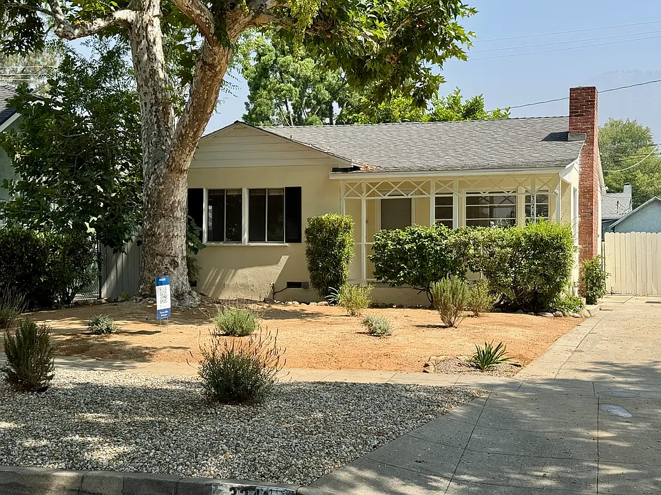 3241 La Tierra St