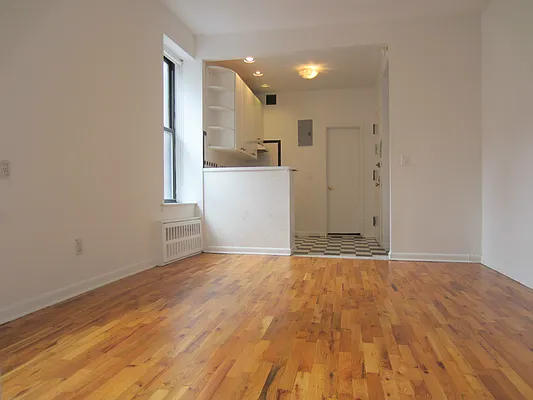 Rented by Keller Williams NYC | media 8