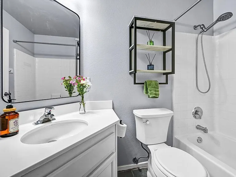 6072 Paseo Salinero — Photo 9