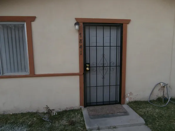 7841 2nd St, Stanton, CA 90680