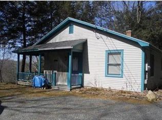 22 Bears Den Dr, Sunderland, MA 01375