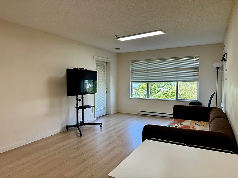 9288 Odlin Rd #330 — Photo 5