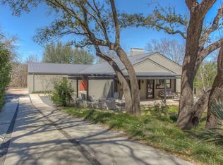1912 Canterbury Dr, Fort Worth, TX 76107