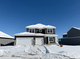 2694 Kenwood Ave NE, Saint Michael, MN 55376
