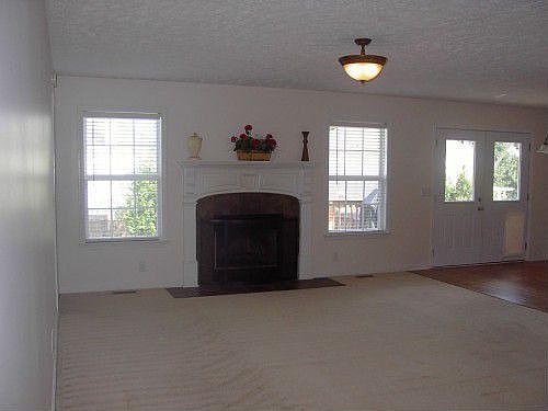 2nd image of 1258 Lasalle Dr
