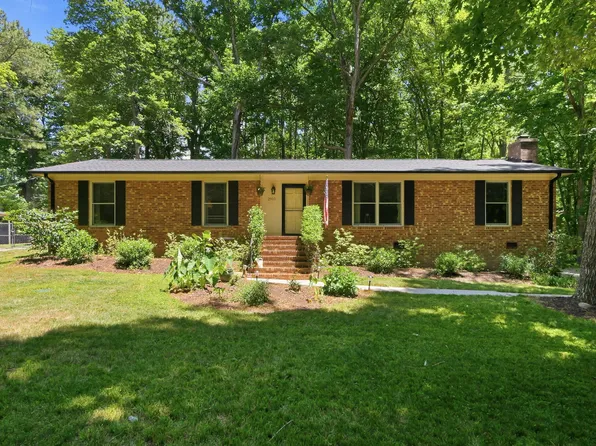 2910 Beech Grove Dr, Durham, NC 27705