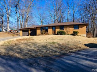 1044 Oakland Dr, Jackson, MO 63755