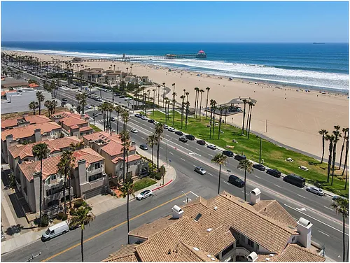 1000 Pacific Coast Hwy #7 Photo 1