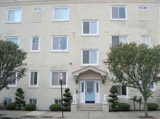 25 S Surrey Ave, Ventnor, NJ