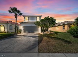 2736 Blue Cypress Lake Ct, Cape Coral, FL 33909