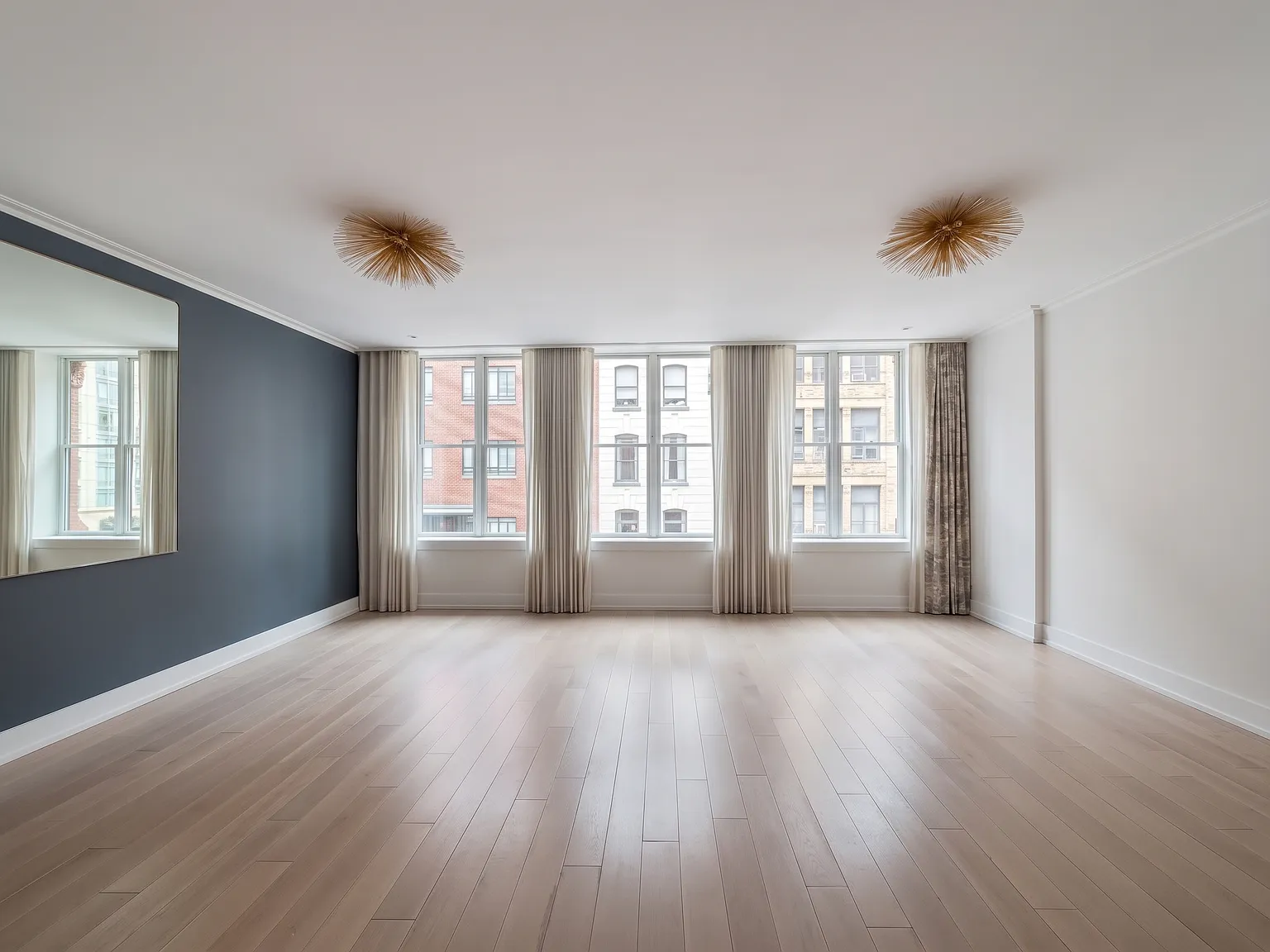 73 Warren Street — Photo 1