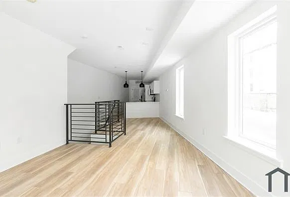 2 bed, 1200 sqft, $1,750 — Photo 2