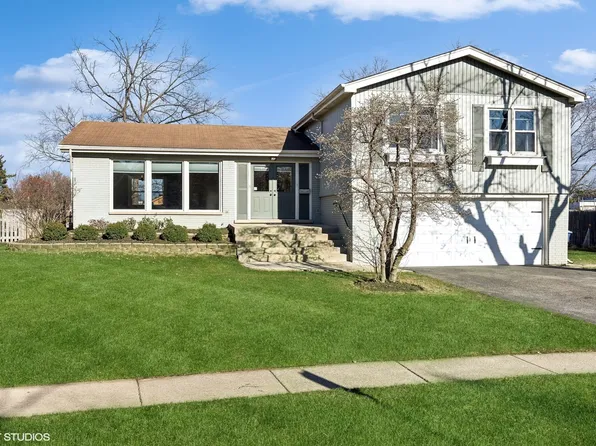 283 Columbine Dr, Clarendon Hills, IL 60514