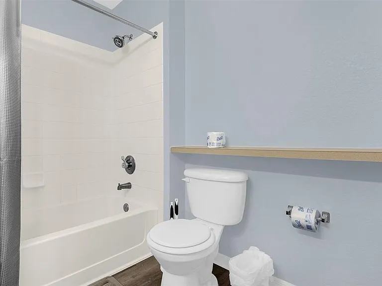 4013 Venetian Bay Dr #107 — Photo 21