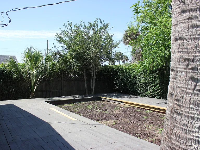 additional deck pic
