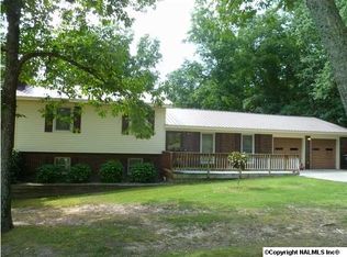 545 Ridgeview Rd, Henagar, AL 35978
