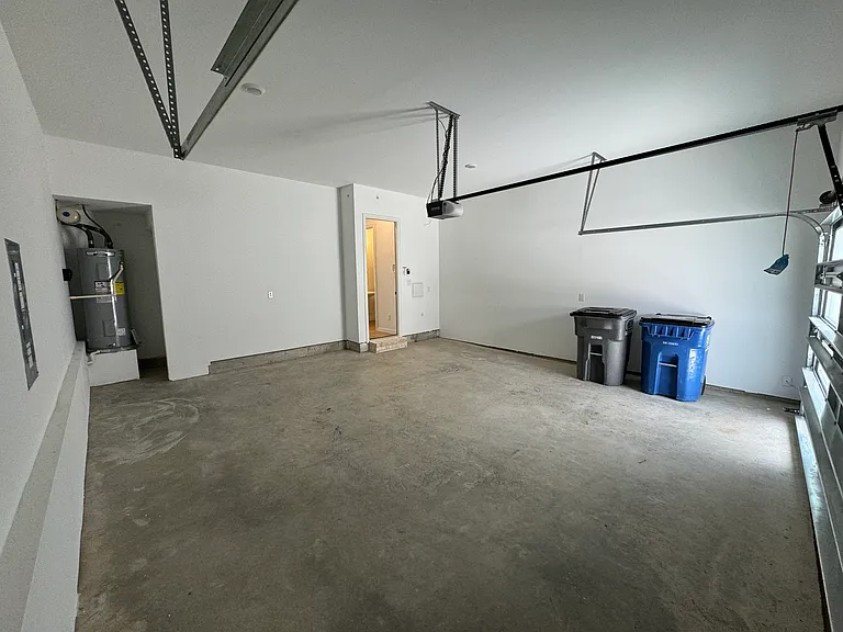 1278 Daybreak Dr — Photo 37