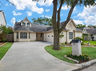 12722 Ashford Brook Dr, Houston, TX 77082